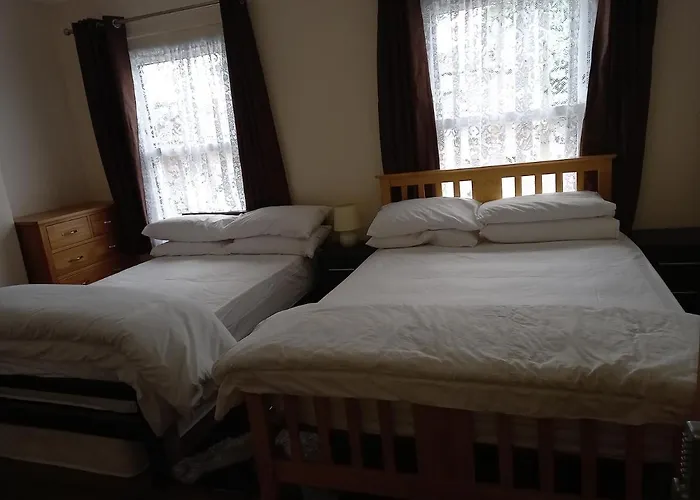 Bubblesbnb- 4 Bedroom House