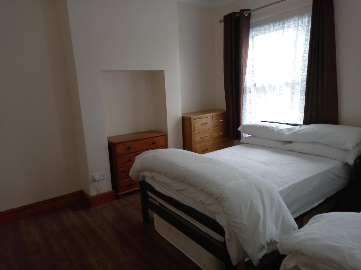Сasa de vacaciones Bubblesbnb- 4 Bedroom House